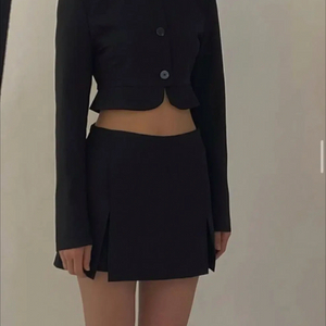 쓰리타임즈 네티 플리츠 스커트 블랙 M 이미지