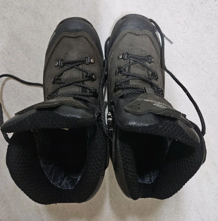 캠프라인 등산화 240 이미지