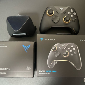 Flydigi Vader 5 Pro 컨트롤러 판매합니다 이미지