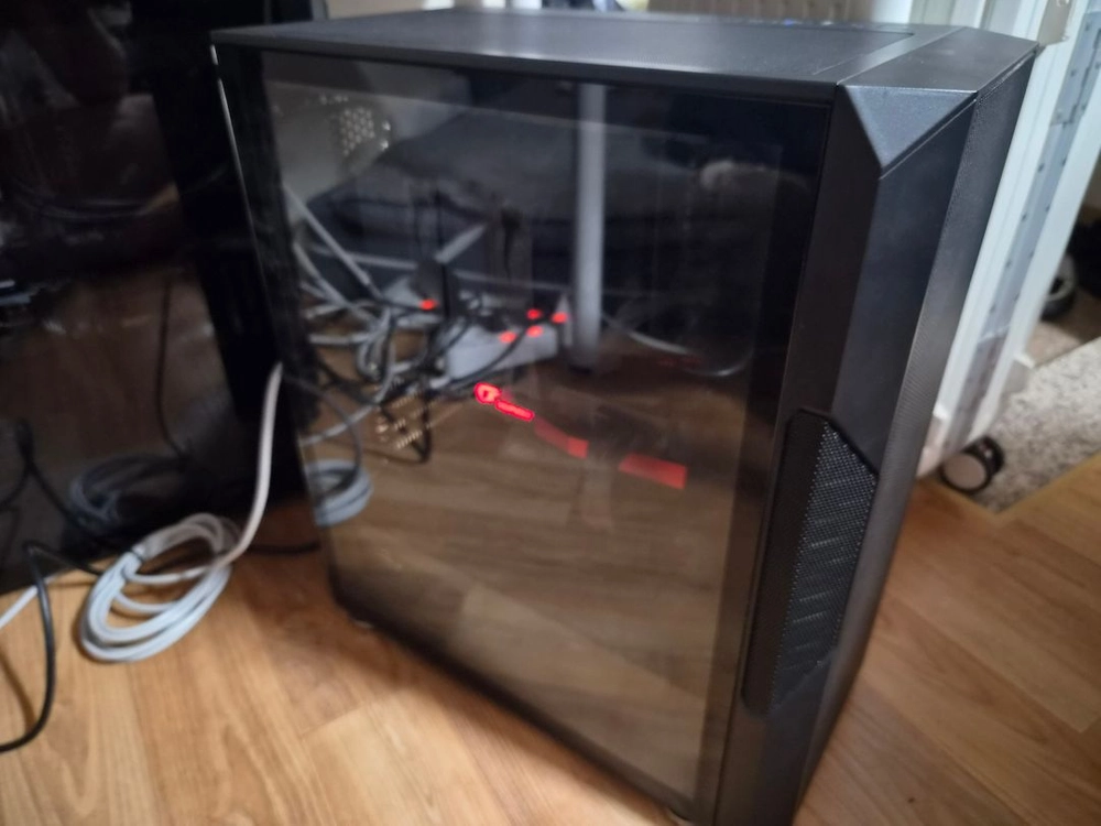 12400F / RTX2080 / RAM32G / SSD1TB 가성비 데스크탑 본체 컴퓨터 이미지
