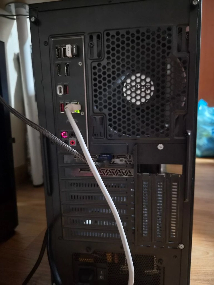 12400F / RTX2080 / RAM32G / SSD1TB 가성비 데스크탑 본체 컴퓨터 이미지