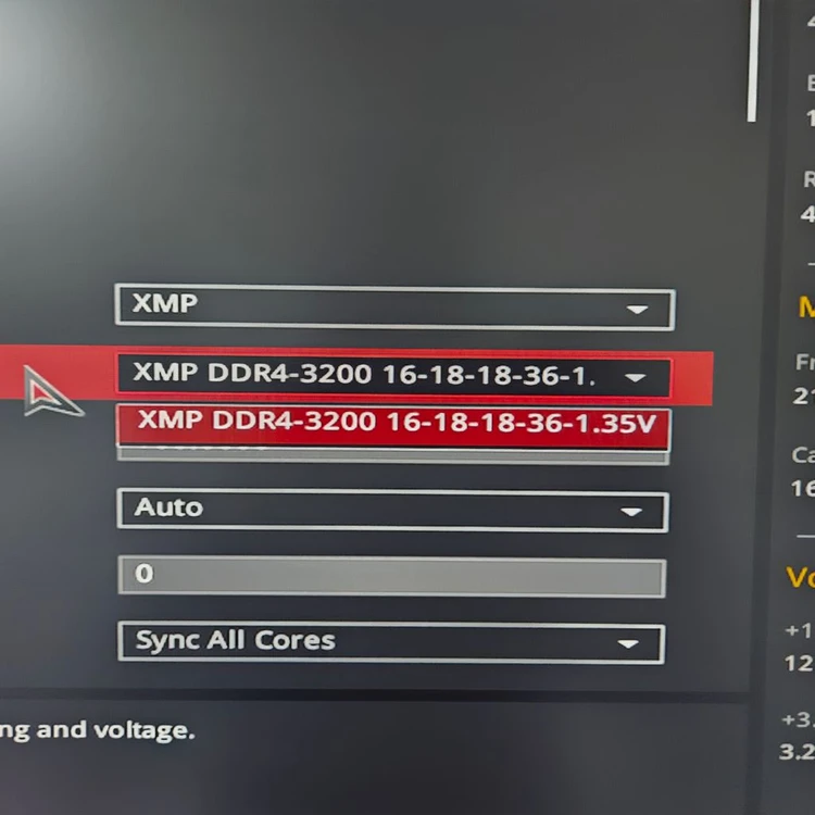 GeIL DDR4-3200 CL16 SUPER LUCE RGB Sync 블랙 패키지 (16GB(8Gx2)) 이미지