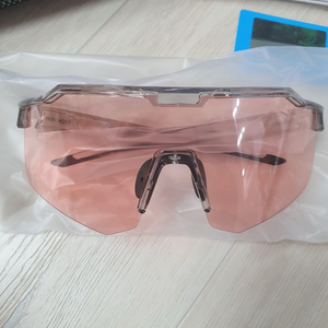 테크스킨 클리어 V1 UV400 변색 편광 스포츠 러닝 골프 선글라스_로즈 쿼츠 이미지