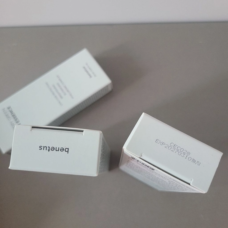 베네투스 워터리 그린 썬 에센스 25ml (SPF 50+ PA+++) 이미지