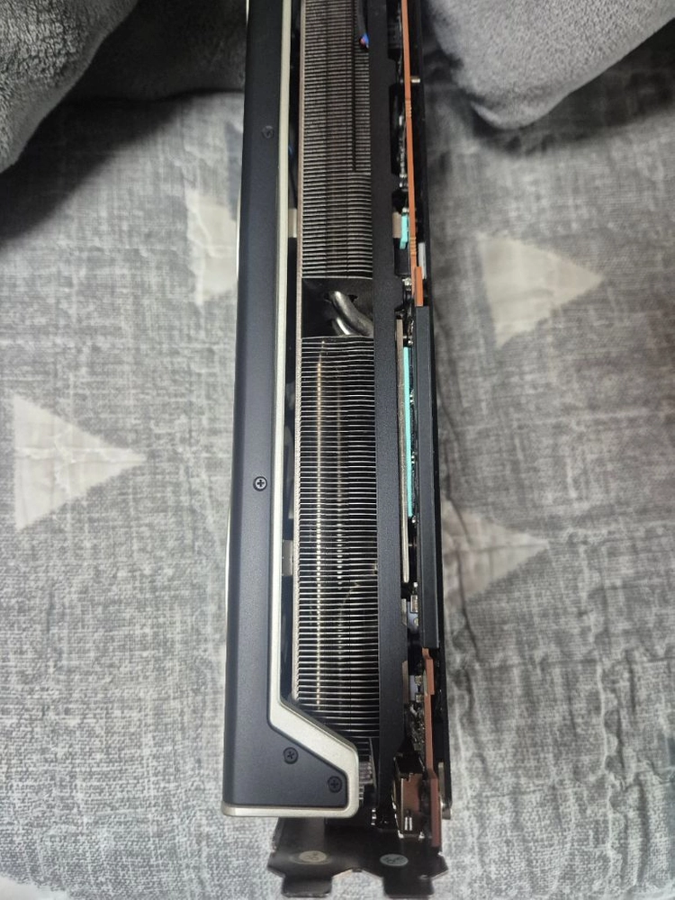 라데온 rx 6950 xt 머큐리 가성비 최강 이미지