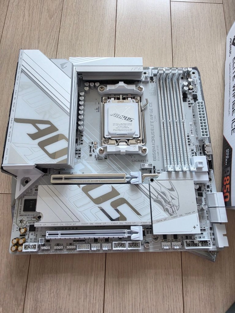 기가바이트 B850M Aorus elite ice 판매 이미지