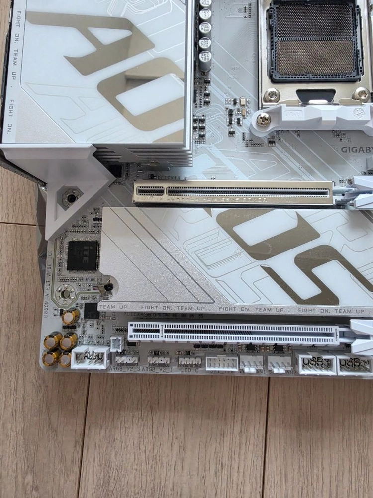기가바이트 B850M Aorus elite ice 판매 이미지