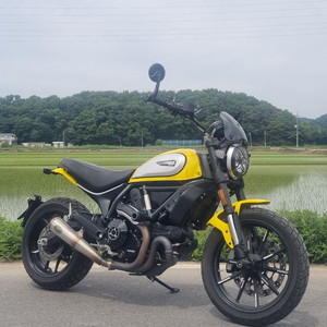 두카티 스크램블러아이콘22년식/풀튜닝/1대차주/급매/6천키로수 이미지 두카티 스크램블러아이콘22년식/풀튜닝/1대차주 이미지