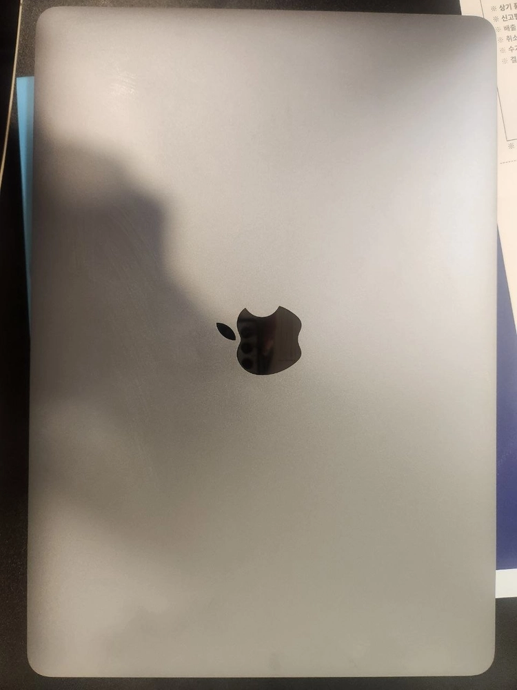 맥북프로 M2 13인치 16GB / 256GB 판매합니다. 3개월전 배터리새것 교체/ 내관외관 기스없음 이미지