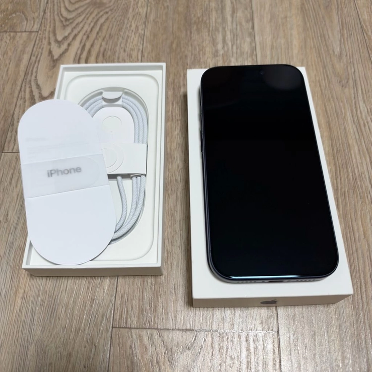 아이폰 17 프로 딥블루 256GB 이미지