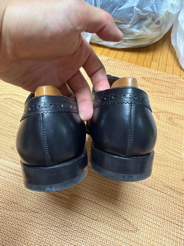 페라가모 윙팁 구두 이미지
