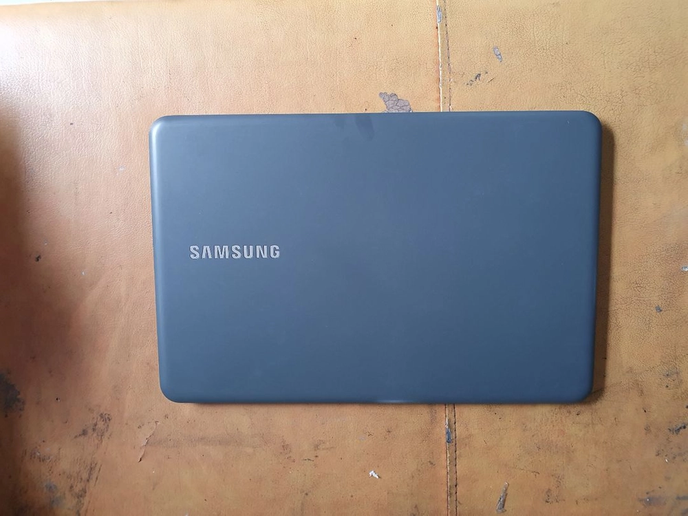 삼성전자 노트북5 NT550EAA-K78G i7-8550U 8G 256G 이미지
