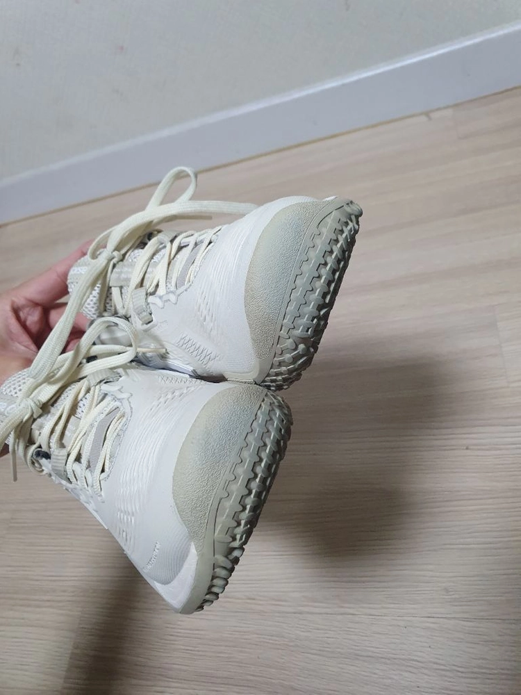 아식스 젤 레졸루션 10 테니스화 230 이미지