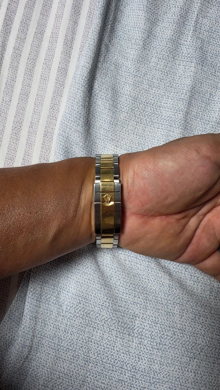 롤렉스 서브마리너 데이트 40mm 풀박스 이미지