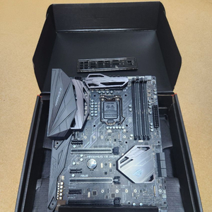 ASUS MAXIMUS IX HERO 이미지