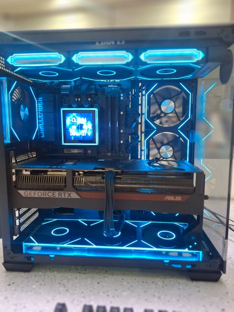 9800x3d , 64g , 2TB , 5080 NOCTUA 본체 이미지