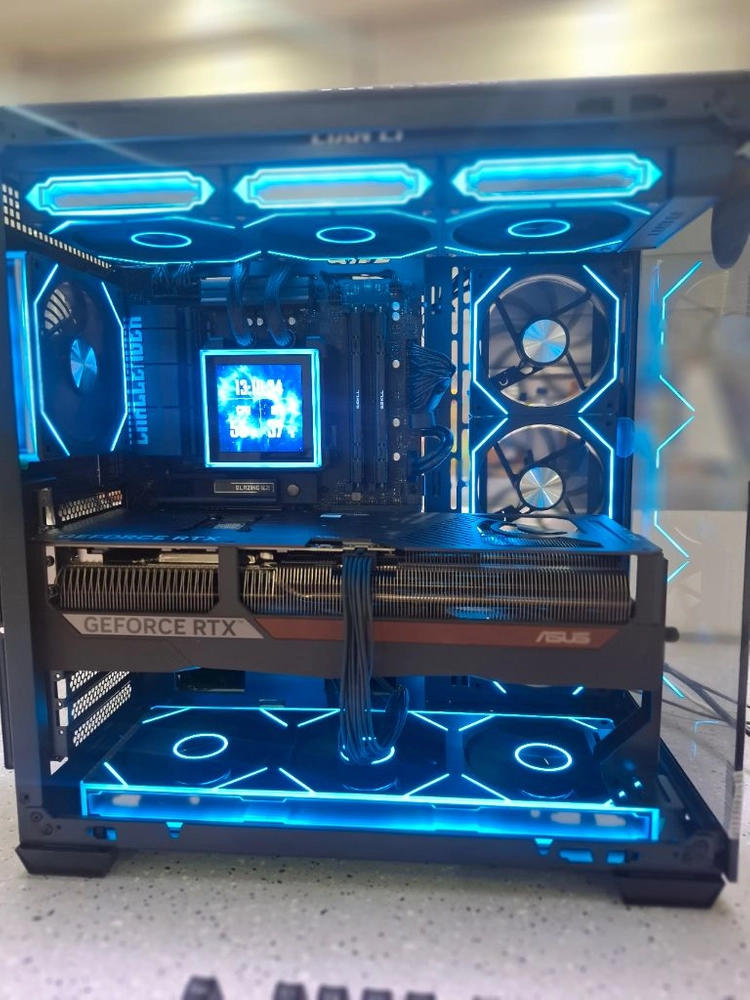 9800x3d , 64g , 2TB , 5080 NOCTUA 본체 이미지