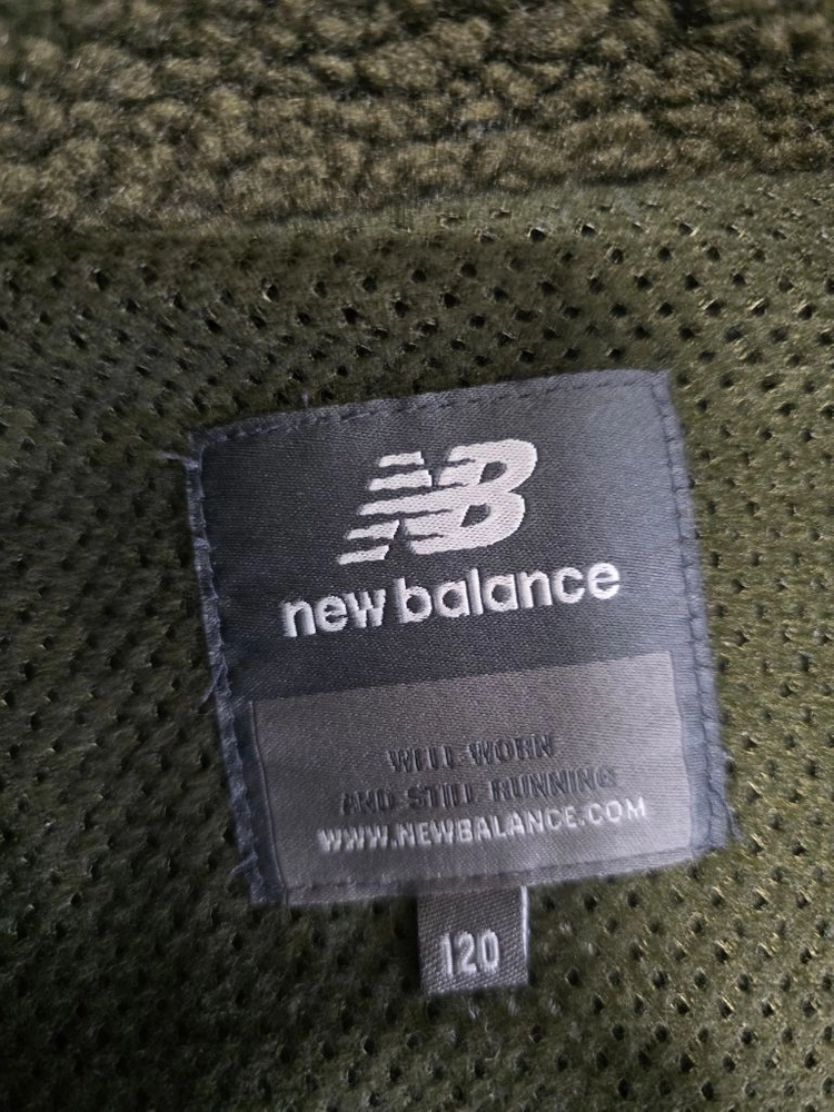 NB 뉴발란스키즈 120 양털조끼 (카키) 이미지