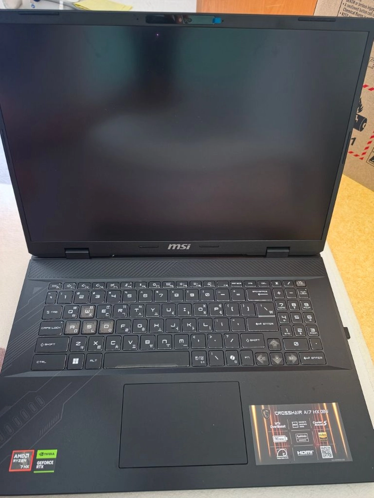 고사양 게이밍 노트북 MSI 크로스헤어 A17 HX D8WFKG (32GB / 1TB / RTX5060) 팝니다 이미지