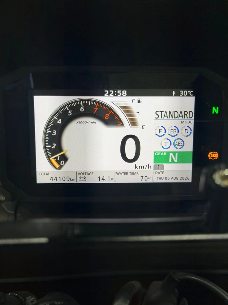 혼다 x-adv750 23년식 아크라 구변o 준튜닝 스쿠터 판매합니다 이미지