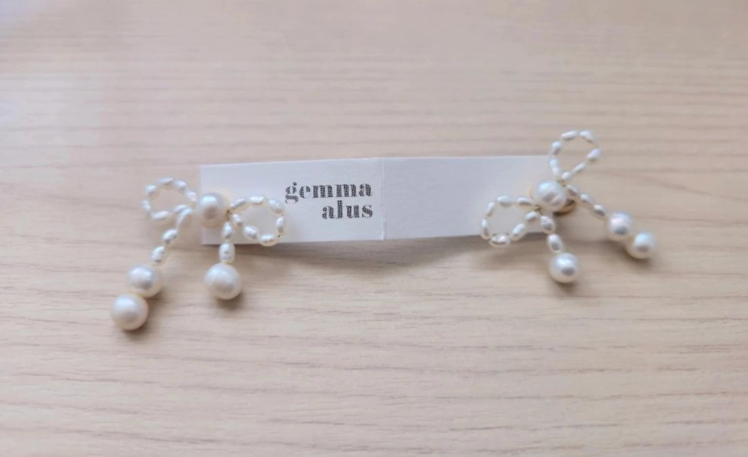 Gemma Alus 사라 보우 진주 이어링 이미지