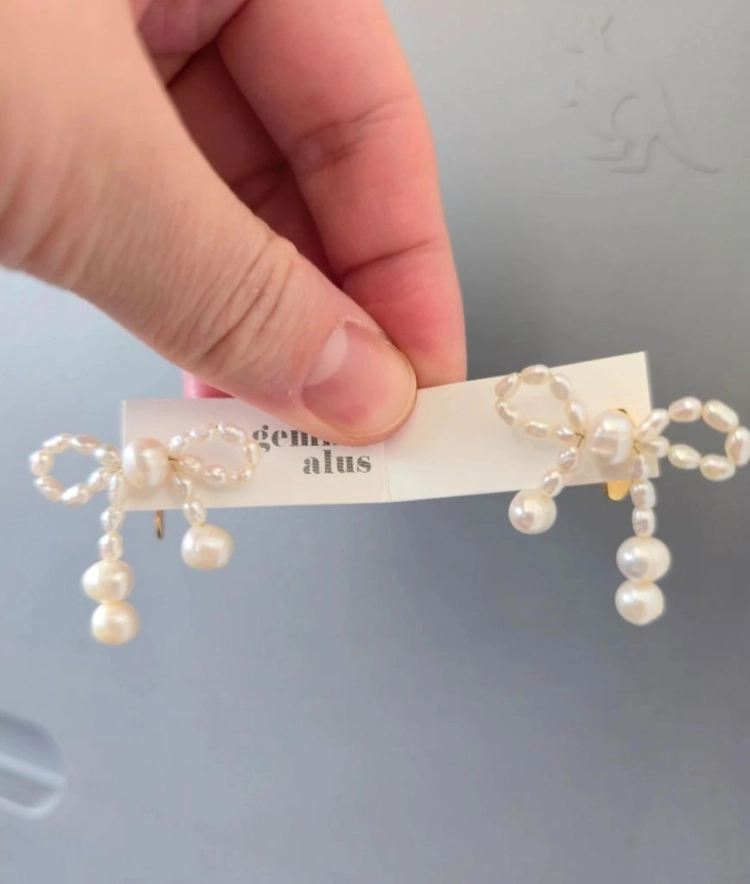 Gemma Alus 사라 보우 진주 이어링 이미지