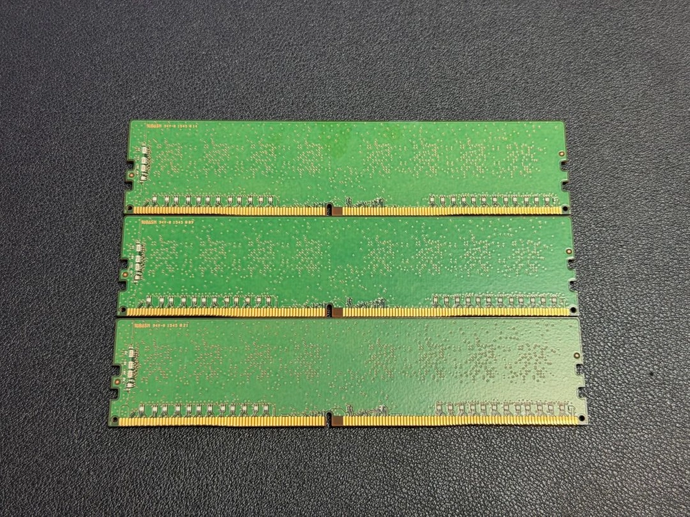 DDR4 4GB 메모리 PC4-2133 3개 이미지