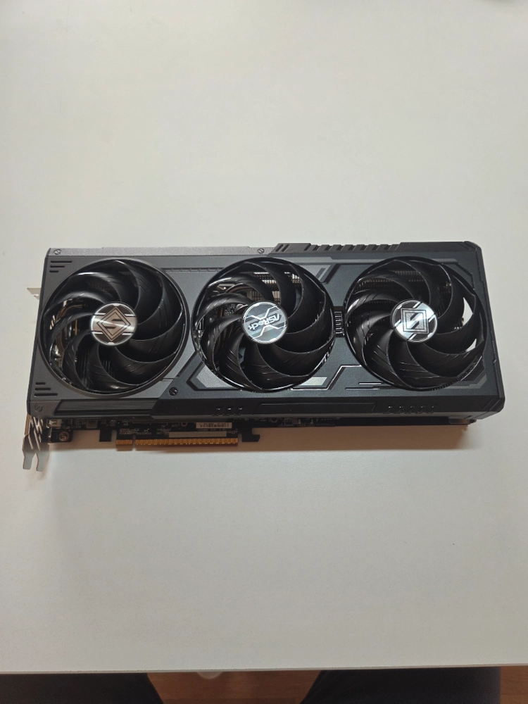 Asrock 스틸레전드 RX9070XT 상급기 판매 - 안심되는 중고거래