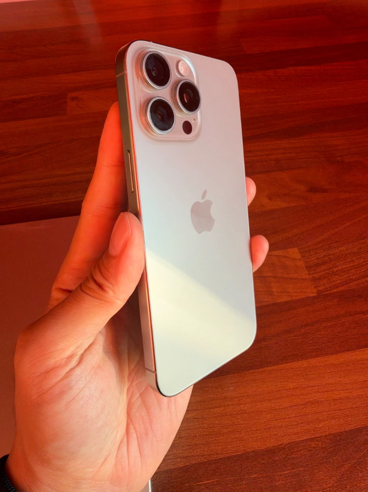 아이폰 15 프로 맥스 1tb 이미지