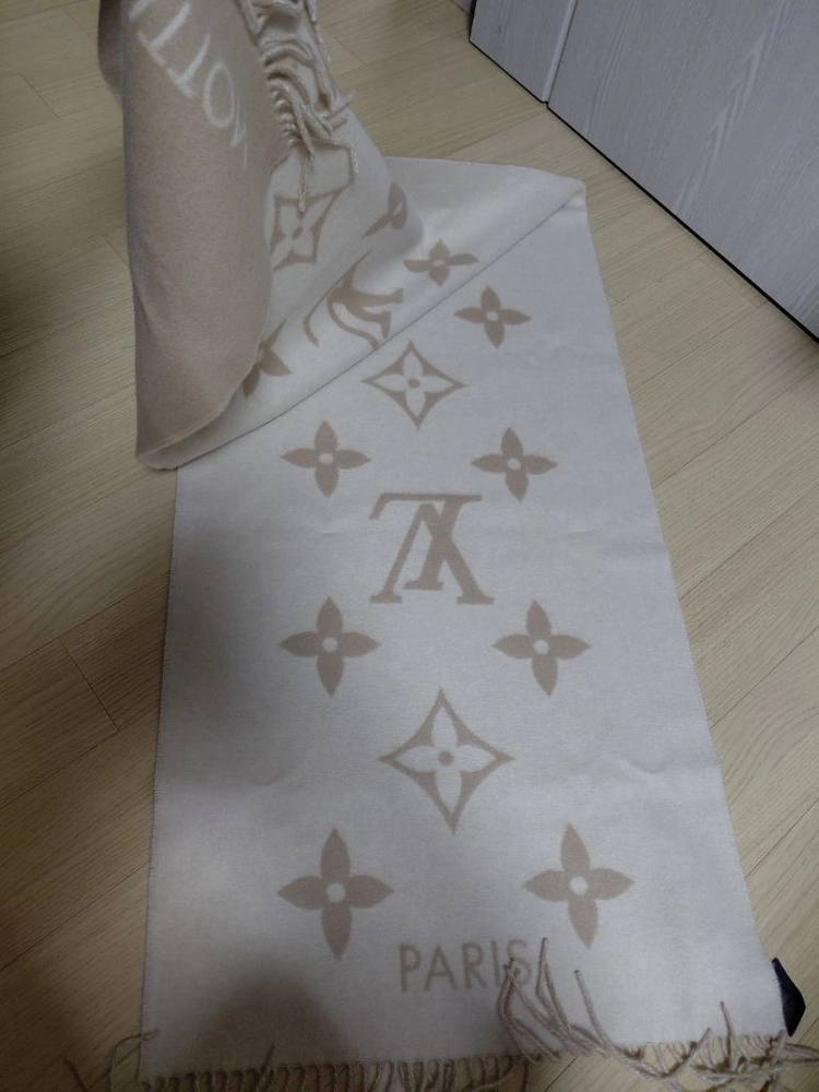 루이비통 레이캬비크 캐시머플러 새상품 (베이지) 이미지