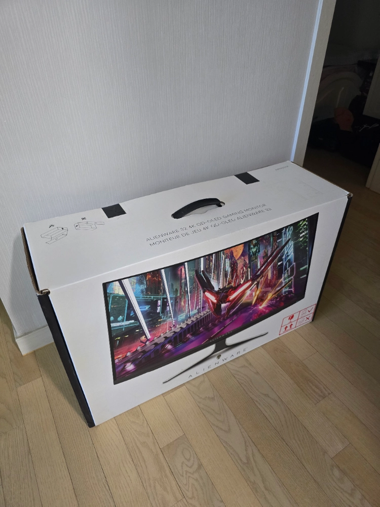 에일리언웨어 AW3225QF 32인치 4K OLED 게이밍 모니터 - 안심되는 중고거래