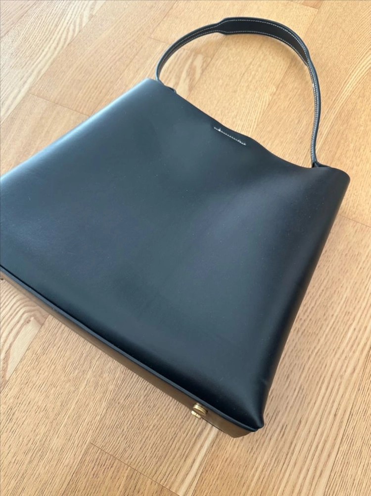 zara 블랙 숄더백 이미지