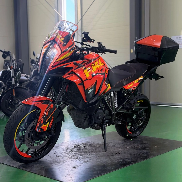 ktm 1290슈퍼어드벤처s 19년식 hp코르세 머플러 구변o 바이크 판매합니다 이미지