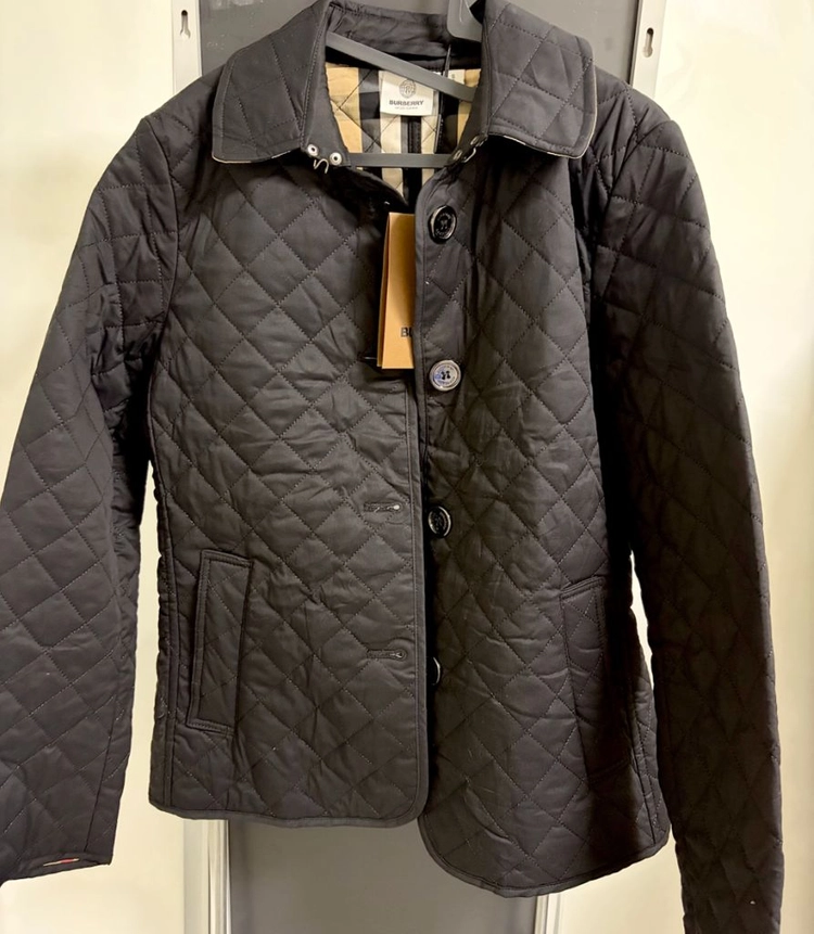 (새상품) BURBERRY 버버리 검정 퀼팅 자켓 (S) 이미지