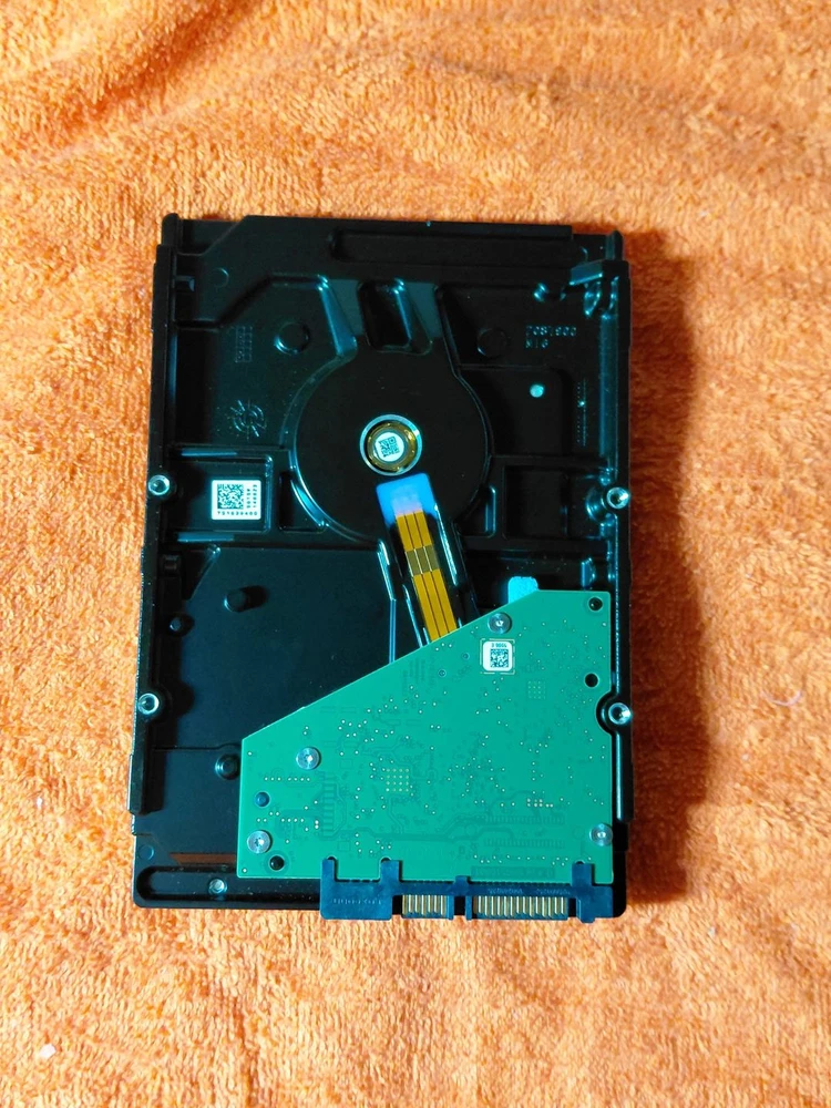 씨게이트 바라쿠다 HDD 4TB 5400/256M 1051시간 이미지