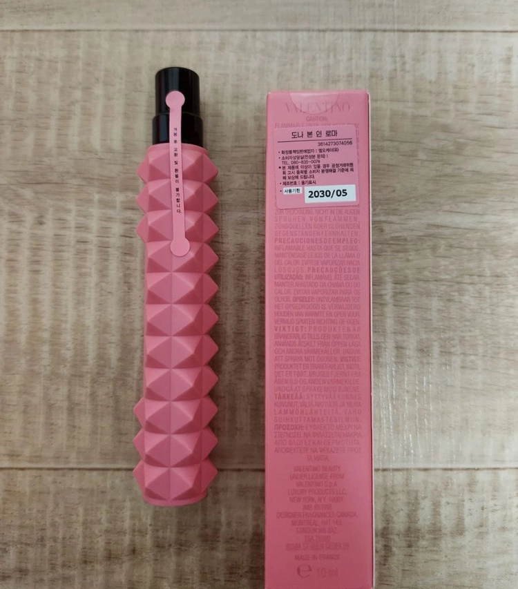 발렌티노 도나 향수 팝니다 이미지