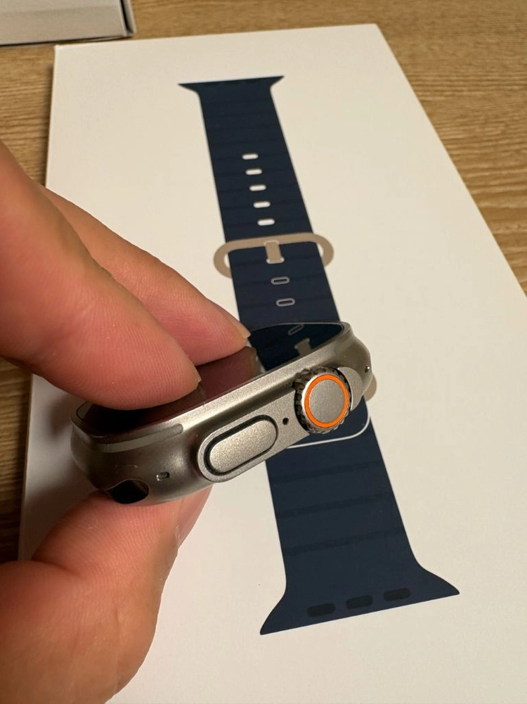 애플워치 울트라 2 49mm 티타늄 블루 오션 밴드 이미지