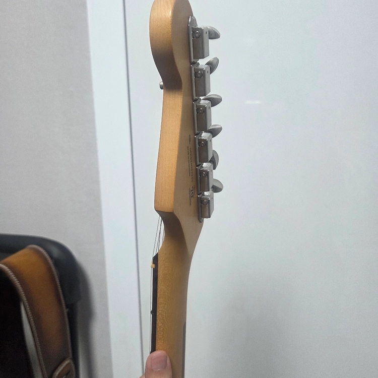 멕펜 플레이어2 스트라토캐스터 일렉기타 이미지