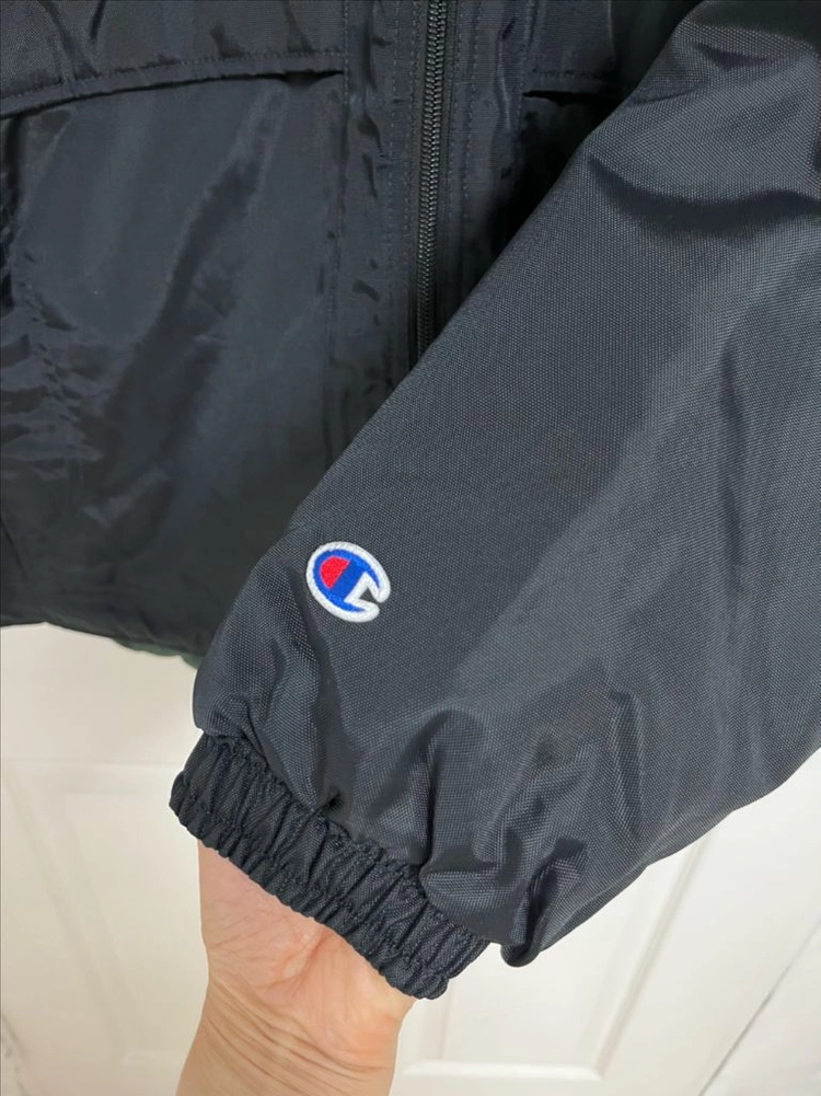 챔피온 리버서블 점퍼 이미지