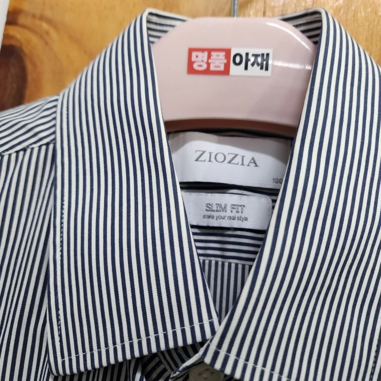지오지아 남성 슬림핏 스트라이프 스판 드레스 셔츠 네이비 와이셔츠 100 이미지