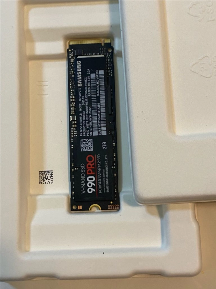 삼성 SSD 990pro 2TB 이미지