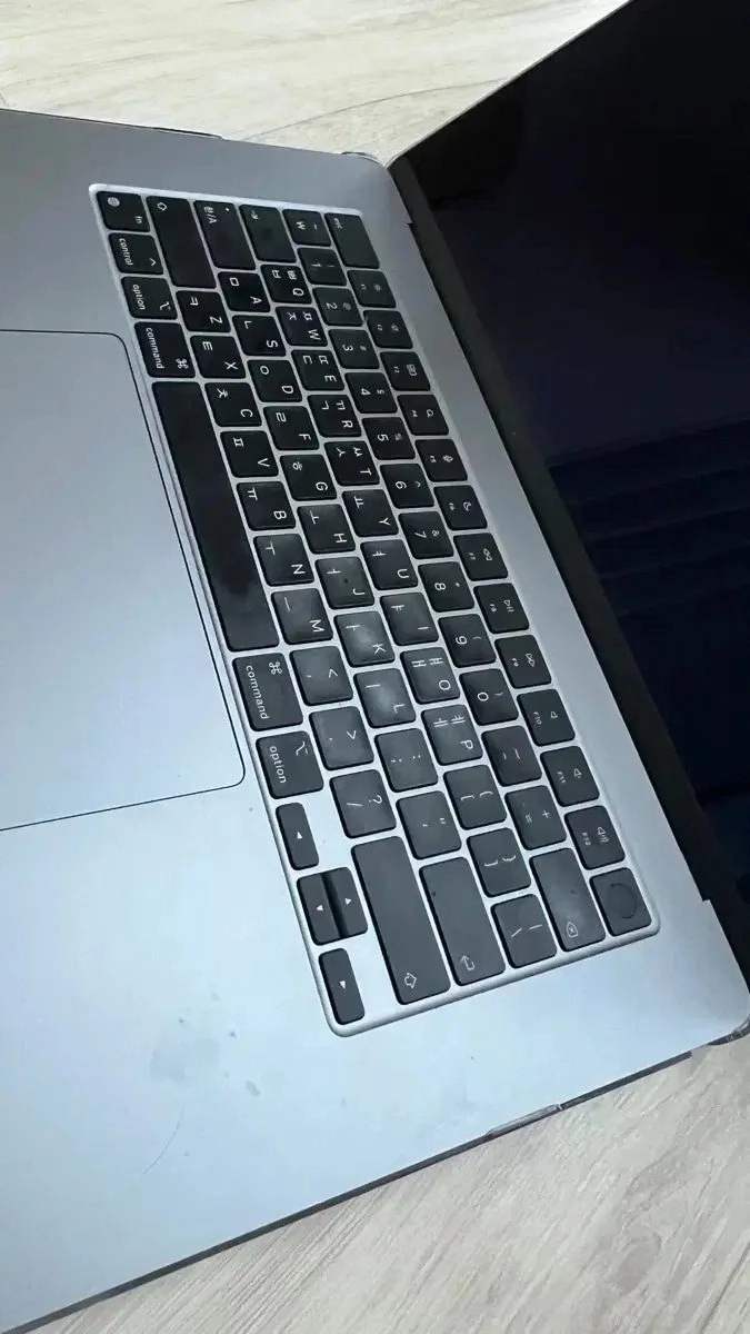 맥북 에어 15 M2 16GB/512GB 배터리 97% - 16GB 메 이미지