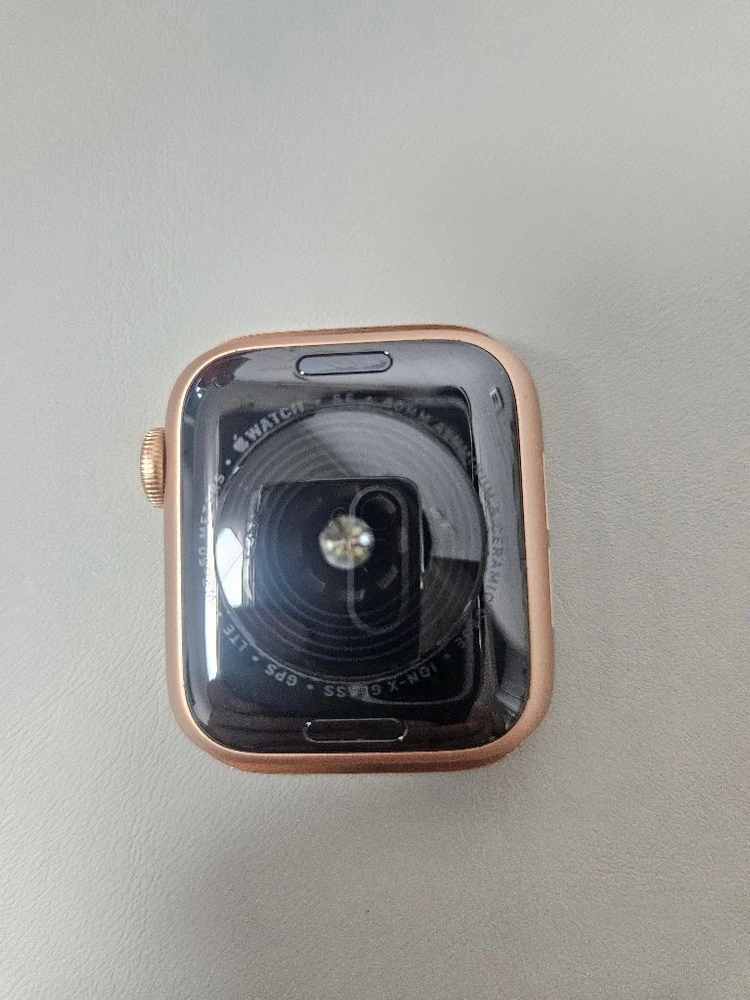 애플워치 se 40mm GPS+셀룰러/알루미늄/골드 이미지