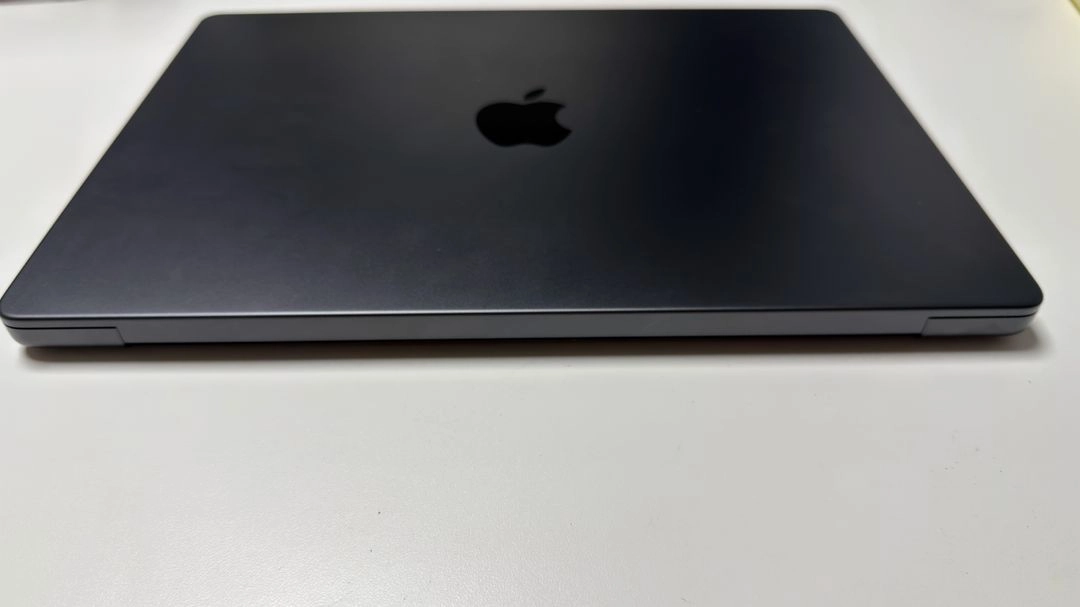 맥북프로 m5 14인치 10코어 1tb 16gb 판매합니다 이미지