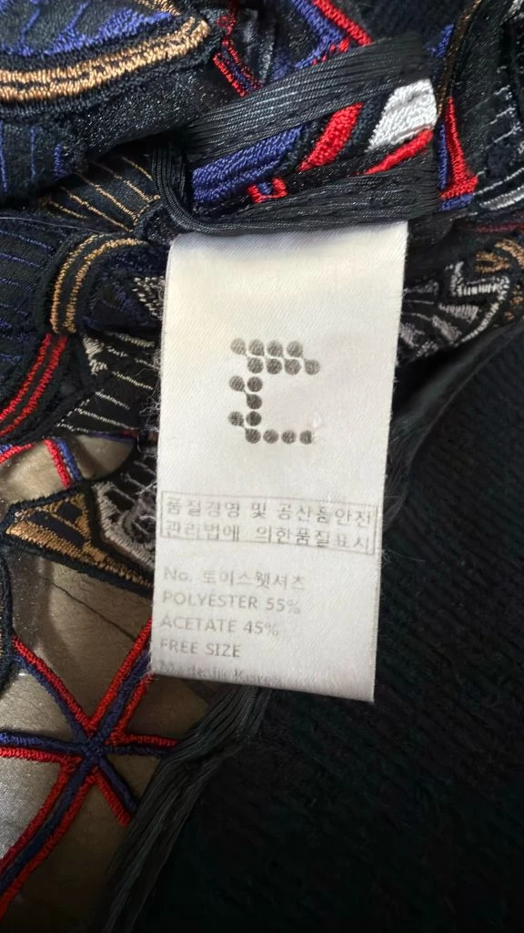 캐롤린(c.holyn) 토이스웨셔츠 이미지