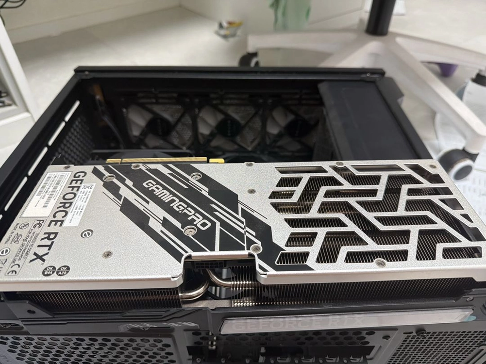 4070ti 팝니다 - 안심되는 중고거래