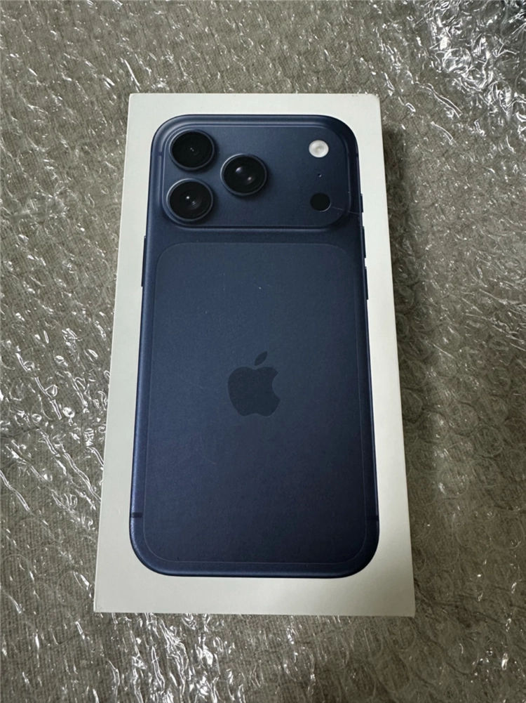 미개봉 자급제 아이폰 17프로 딥블루 256gb - 안심되는 중고거래
