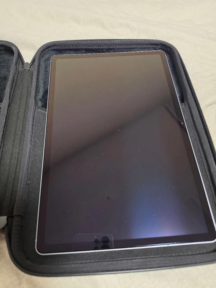갤럭시 탭 S10+ Wi-Fi 문스톤그레이 512GB (SM-X820NZAEKOO) + 삼성 정품 키보드 북커버 이미지