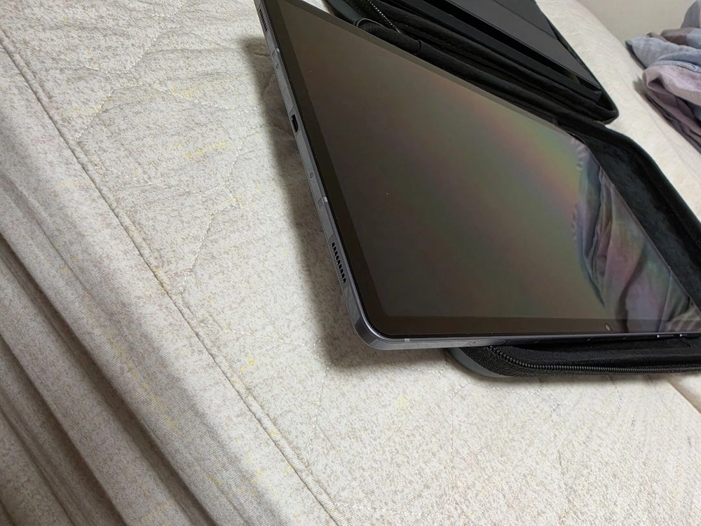 갤럭시 탭 S10+ Wi-Fi 문스톤그레이 512GB (SM-X820NZAEKOO) + 삼성 정품 키보드 북커버 이미지