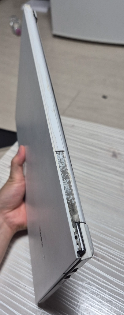 삼성 갤럭시북 이온2 NT950XDA, i7, MX450, 램 16GB, SSD 512GB 부착 이미지